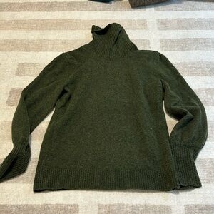 J crew turtle neck sweater